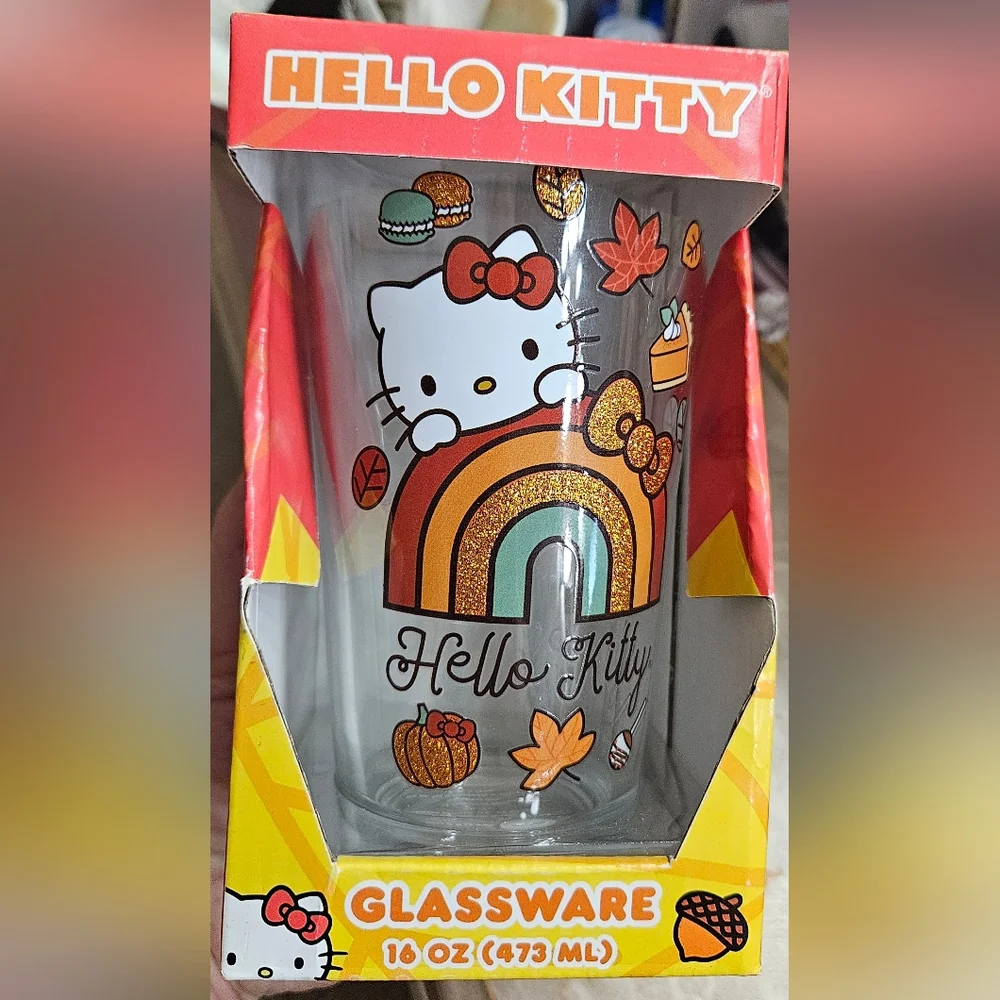 Hello Kitty Fall glass cup 16oz NWT